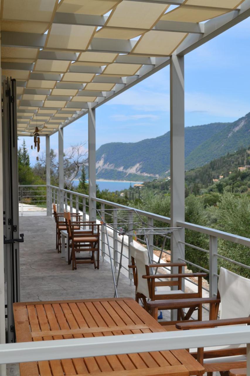 Av Apartment Agios Nikitas Exterior photo